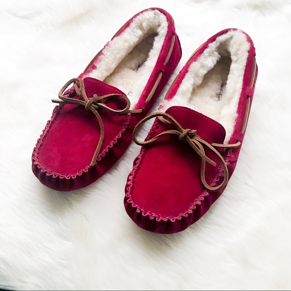 Ugg | Red Dakota Slippers NWOT - Picture 2 of 7